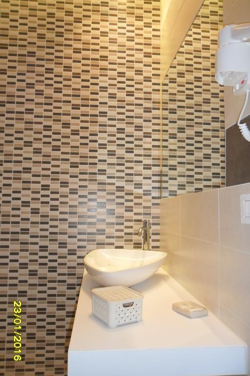 Location Lory Ξενοδοχείο Busto Arsizio Εξωτερικό φωτογραφία