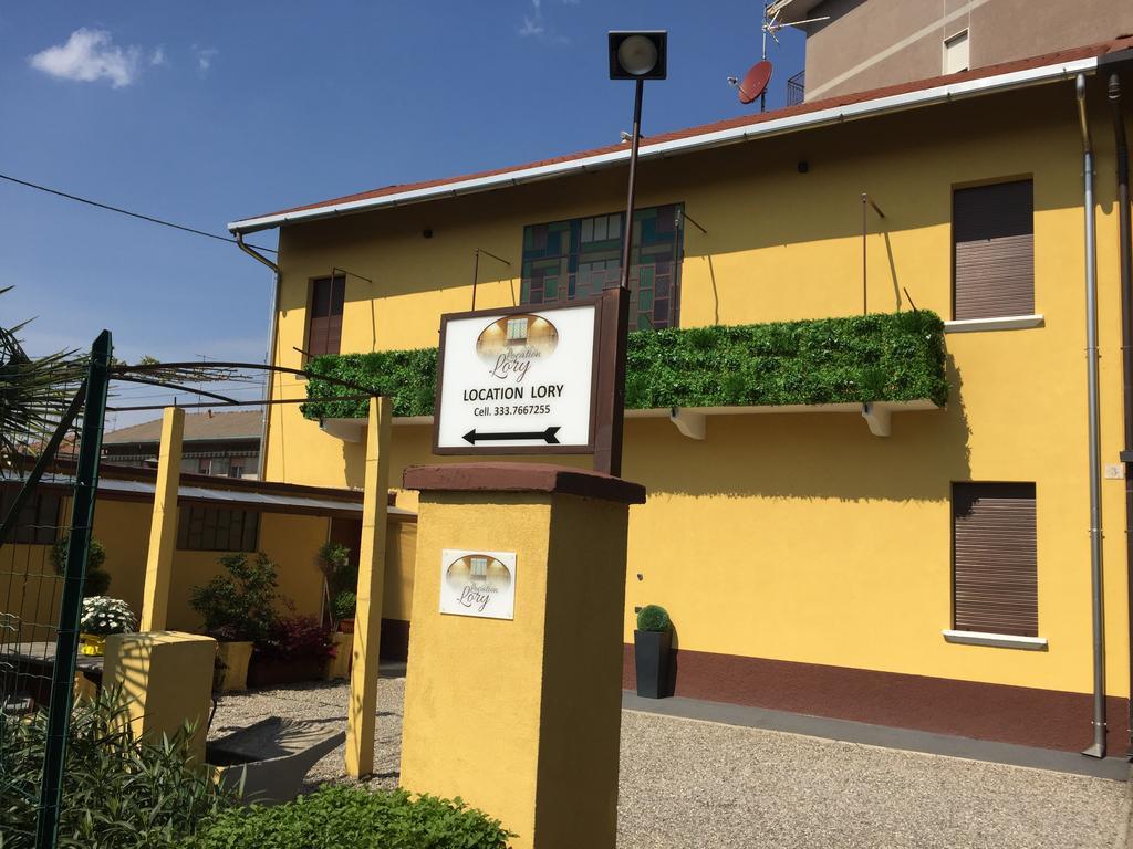 Location Lory Ξενοδοχείο Busto Arsizio Εξωτερικό φωτογραφία